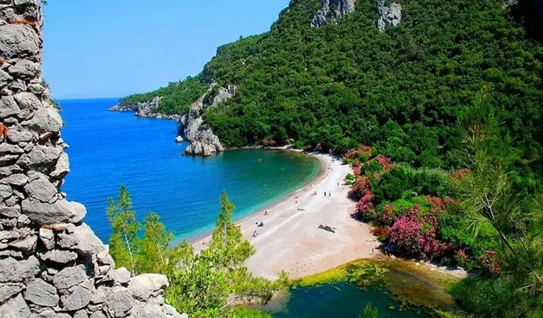 Antalya da Denize Girilecek En Güzel 10 Yer