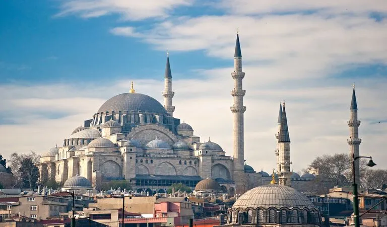 İstanbul da Ücretsiz Gezilebilecek 10 Tarihi Yer