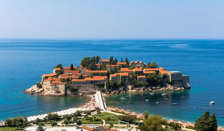 Karadağ Turistik Yerler