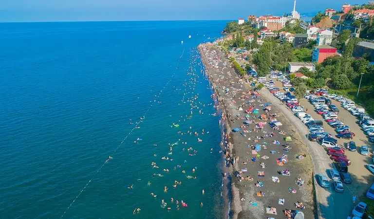 Trabzon da Denize Girilecek Yerler